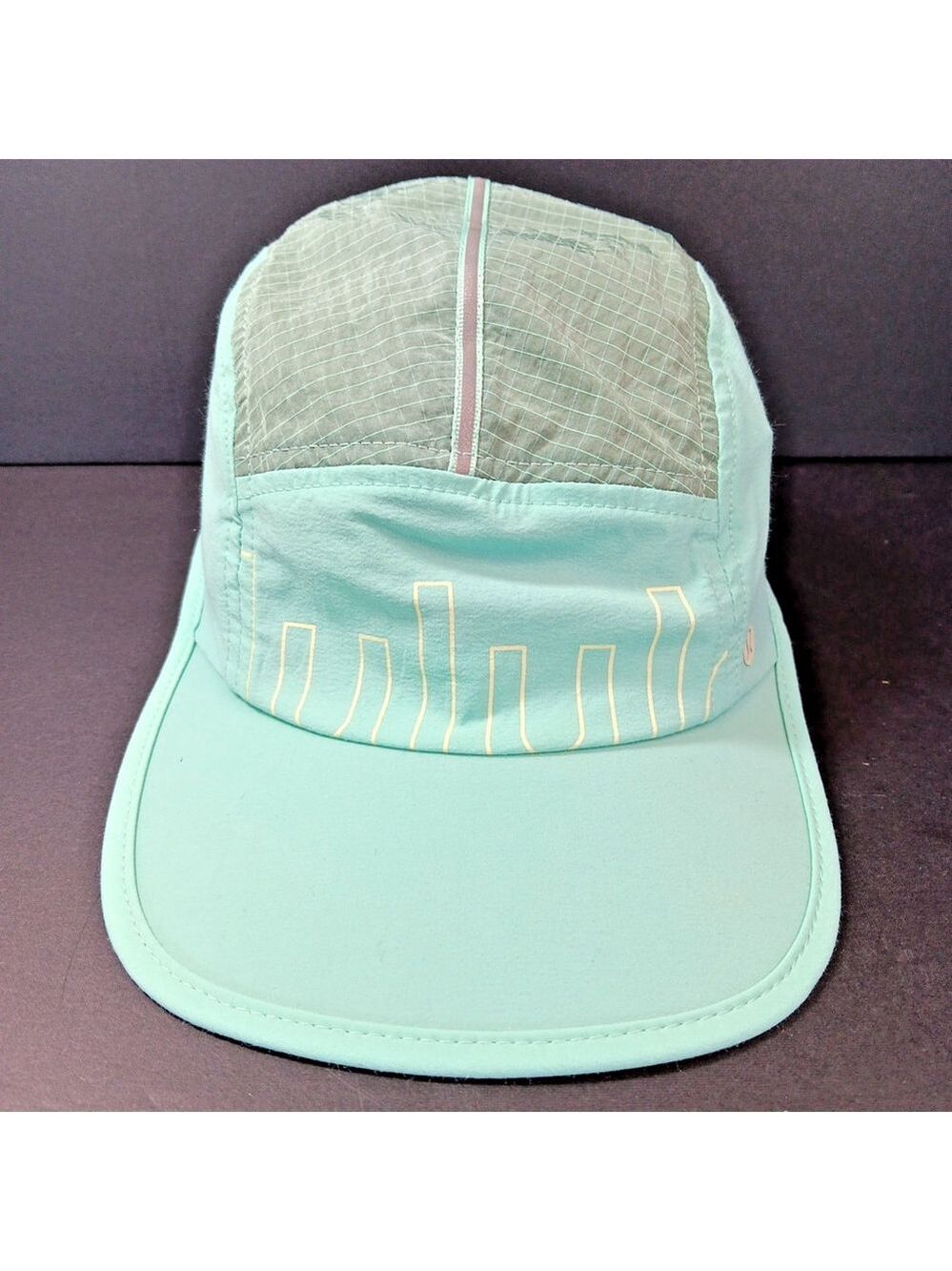 Size Small To Medium Lululemon Drawcord Hiking Cap Womens Wild Mint Dewy - Picture 1 of 12